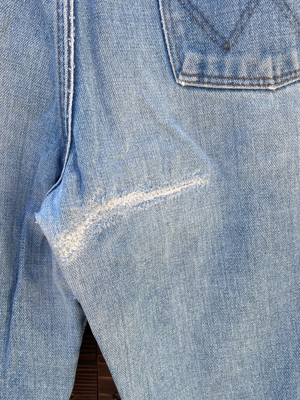 Vintage Wrangler Light Blue High-Rise Cropped Straight Jeans - Picture 5 of 5